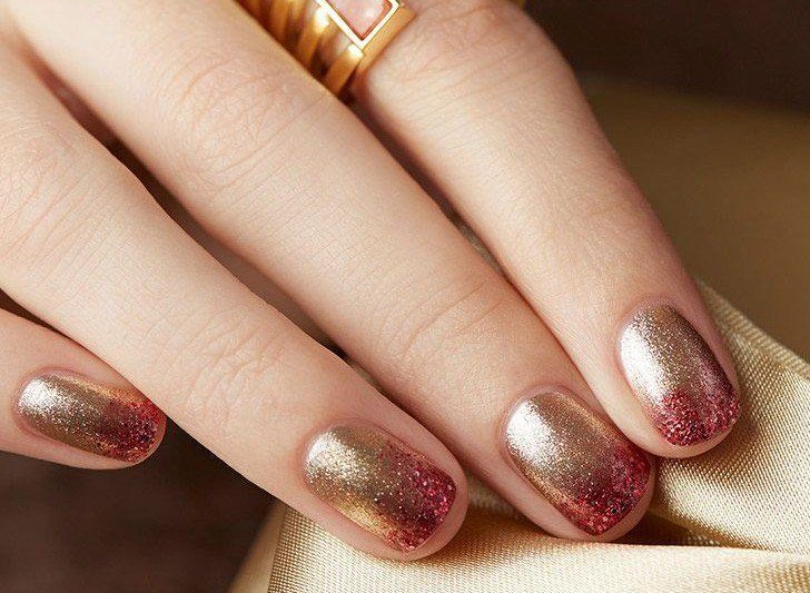 Mùa hè này, hãy cùng tạo dấu ấn riêng cho bản thân với ombré nails đầy tinh tế. Với sự kết hợp của các màu sơn tinh tế và các kỹ thuật phong phú, hãy thử những kiểu móng tay phù hợp với phong cách cá nhân của bạn.