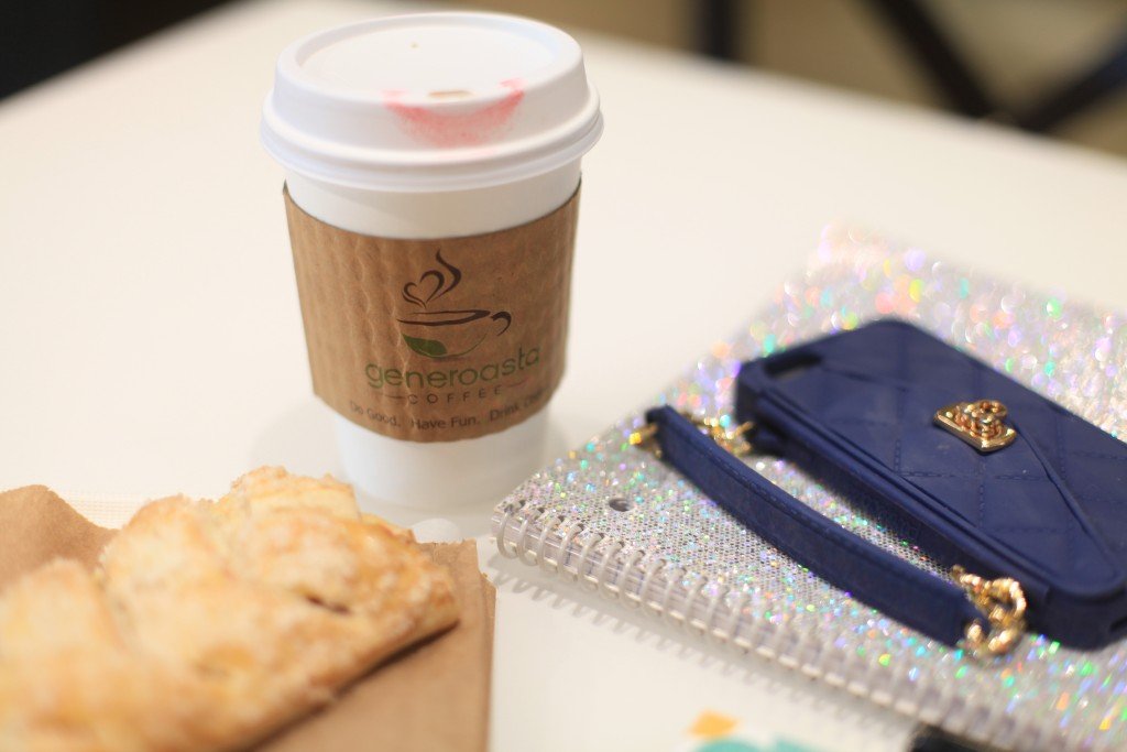 Falling for Pursecase As Seen on ABC's Shark Tank Allyn Lewis