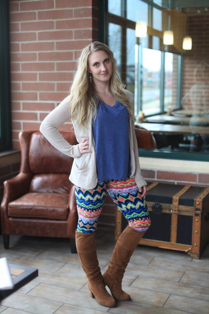 How to Wear Your Patterned Leggings // allynlewis.com
