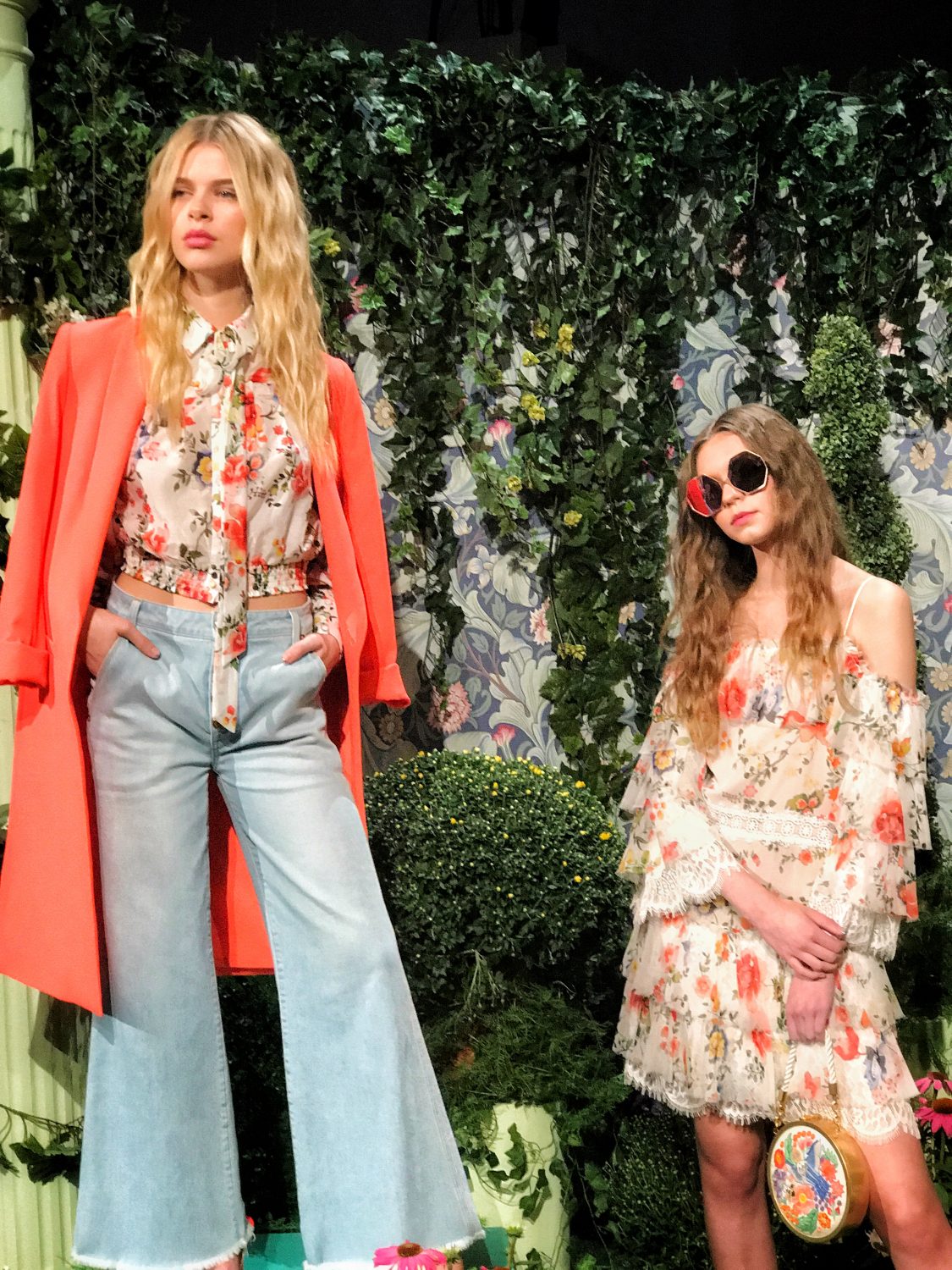 Alice + Olivia Spring 2018 Presentation at New York Fashion Week