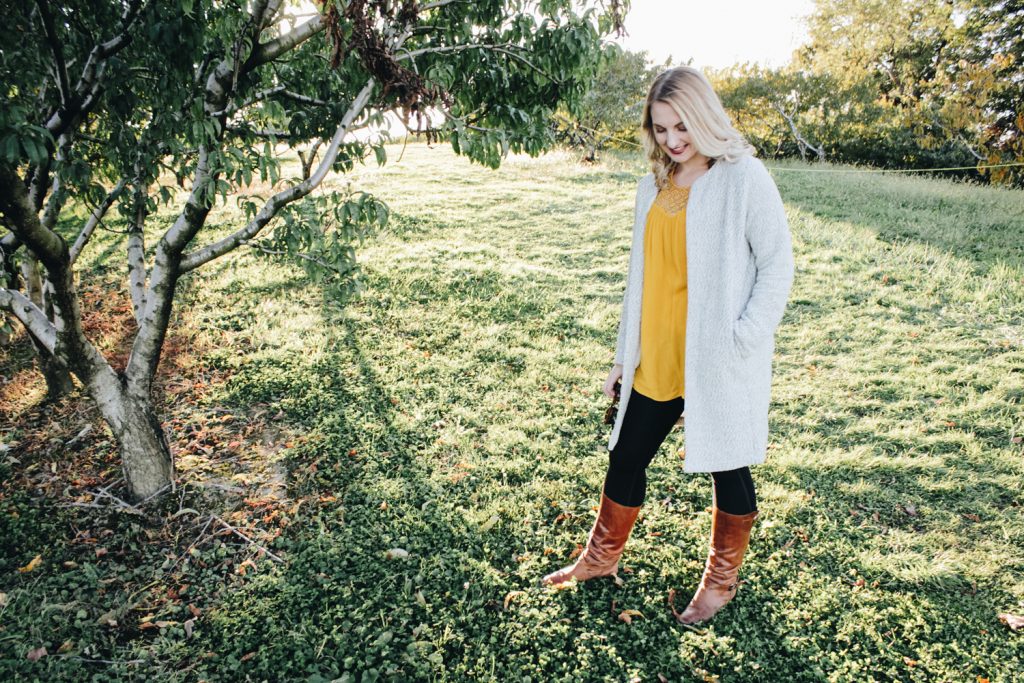 In this "He Said, She Said" post, we share our quite evening spent picking apples in cozy sweaters (both under $30!) at Simmons Farm outside of Pittsburgh.