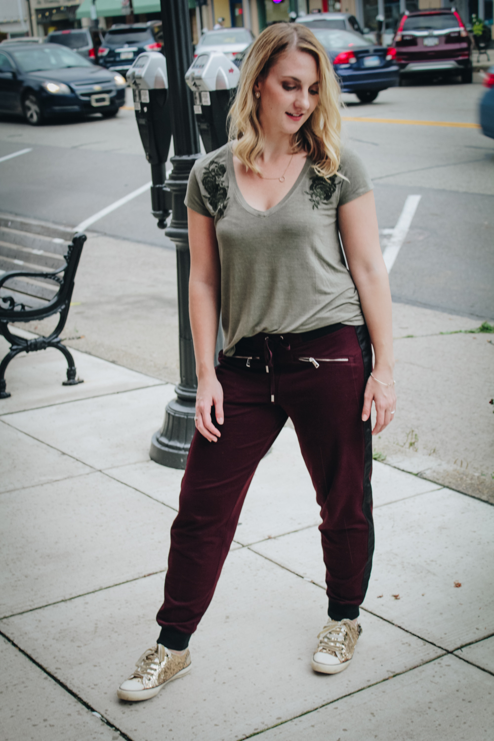 Fall fashion trend: Allyn Lewis styles a casual outfit with jogger pants for women