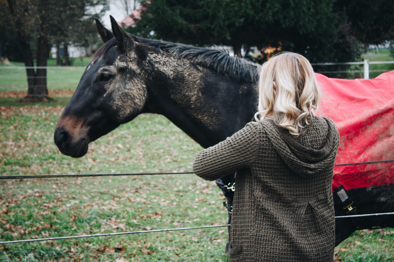 Exploring Hershey, PA in Mododoc // #falloutfit #shopstylelook #fallboots #cardigan #sweaterweather #fashionblogger #falloutfitideas #falloutfit #casualoutfit 