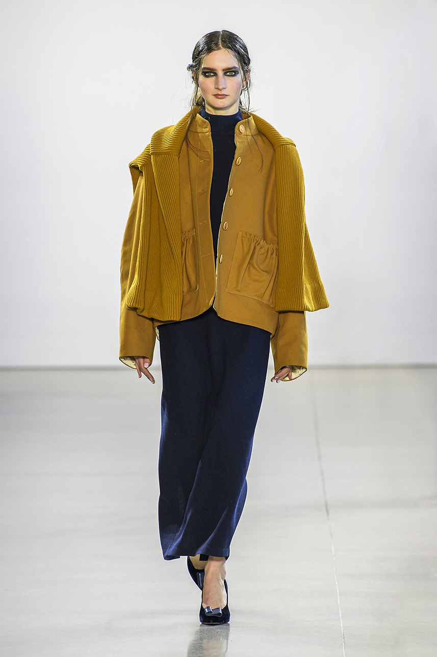 Leanne Marshall's Fall/Winter 2018 eye-catching line up of looks was defined by purposeful pivots and elegant drama. Merging edge and beauty with sustainability, this collection stood out among the New York Fashion Week runways.