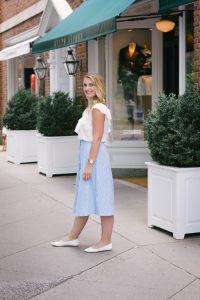 While my dreams of attending Princeton University may not have come true, I had a great time exploring Princeton, New Jersey with my family last month in comfy ballet flats and a stripped blue skirt!