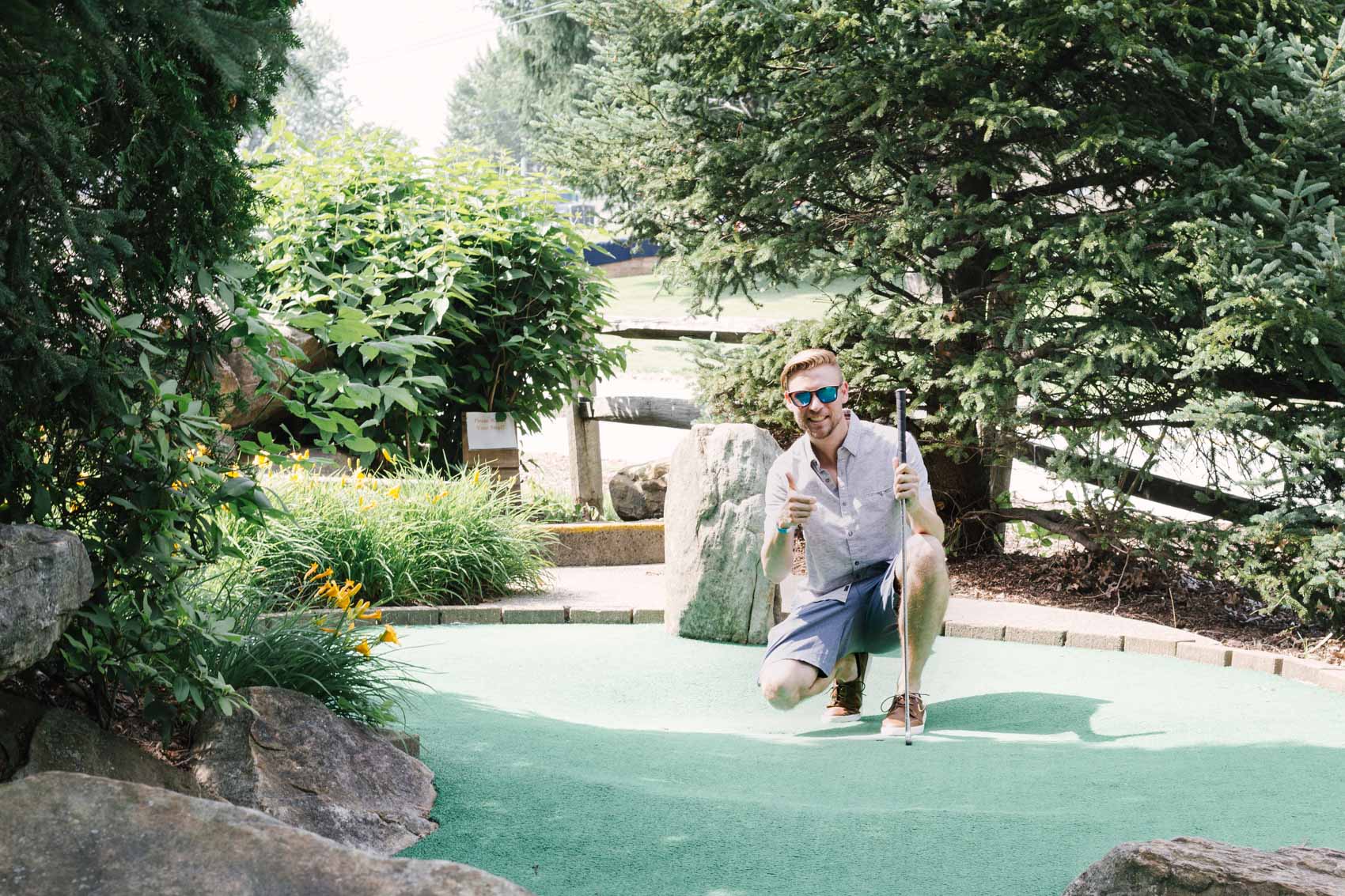 Our untypical Father's Day this year was spent mini golfing at Caddie Shak Pittsburgh, and it turned out to be a fun day surrounded by beautiful scenery.