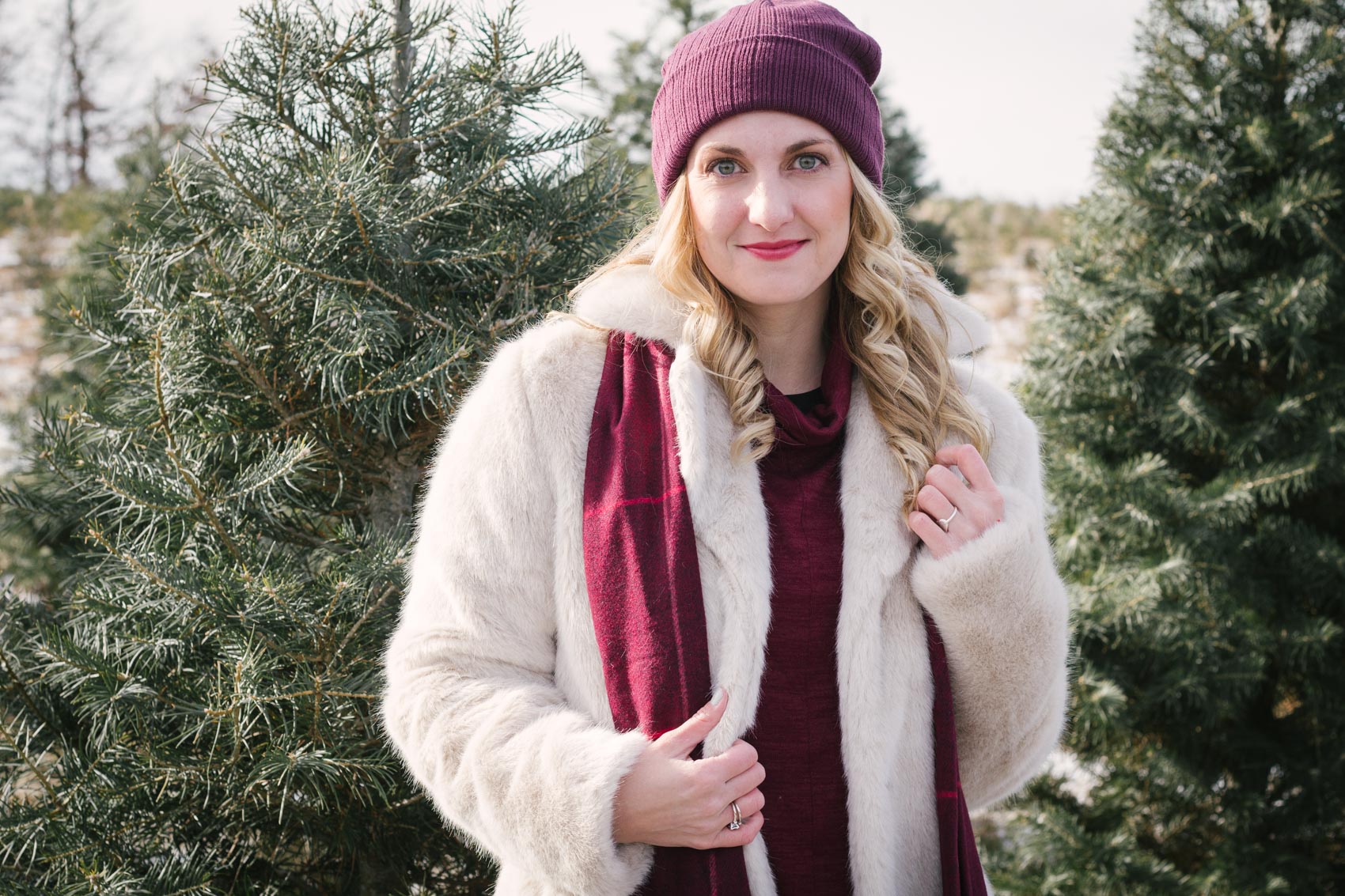 A note on holiday traditions and traditions along with a $50 luxurious faux fur coat outfit. Plus, a few more fur coats for women that are all under $200!