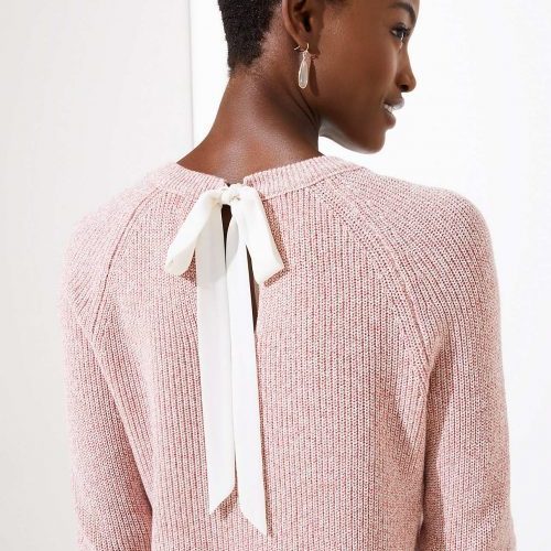 LOFT's tie back sweater adds a feminine touch to cute Valentine's Day outfits