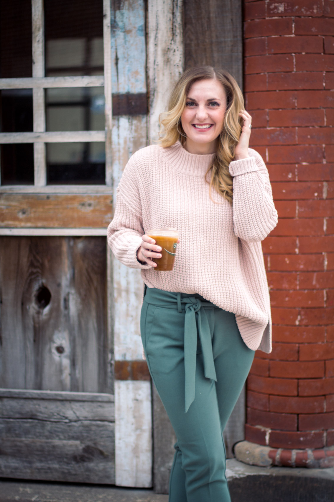 An Easy Spring Outfit for Transitioning the Seasons - Allyn Lewis