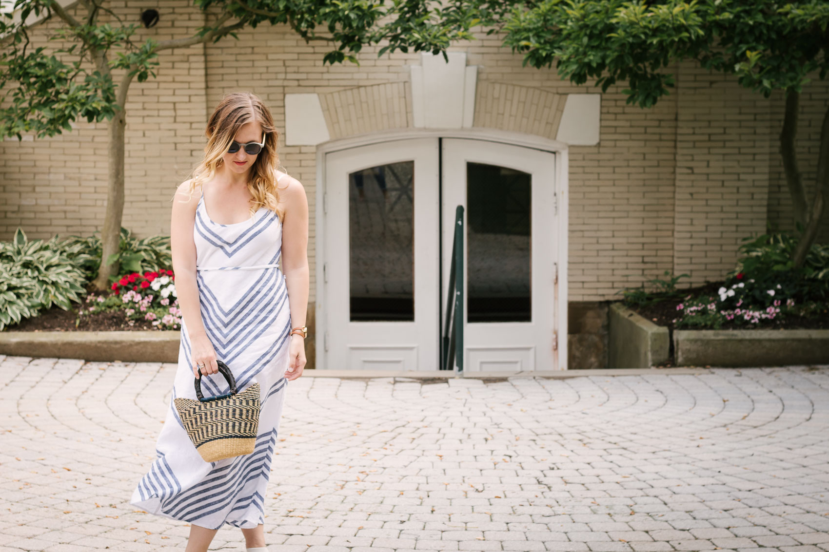 With hollow fibers and natural moisture-wicking abilities, linen clothes are the ideal pieces to be adding to your wardrobe to stay cool this season. From linen dresses to striped rompers and effortless paperbag shorts, you'll love these summer outfit staples. 