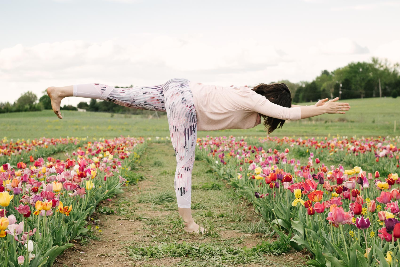 yoga pose, burnside farm, tulip festival