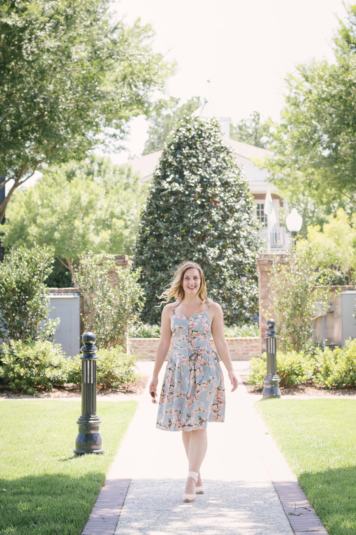 The Daphne cotton dress from Gal Meets Glam Collection was the perfect casual outfit for exploring in Summerville, South Carolina. 