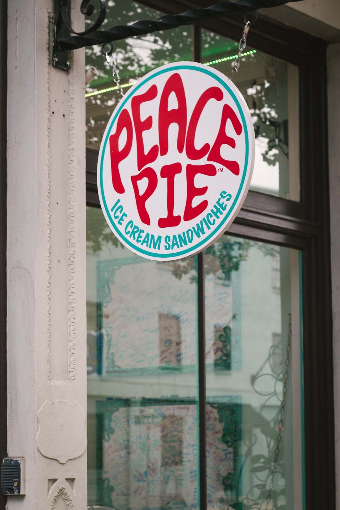 Things to do in Charleston, SC - be sure to get an ice cream sandwich from Peace Pie! They are SO delicious! 