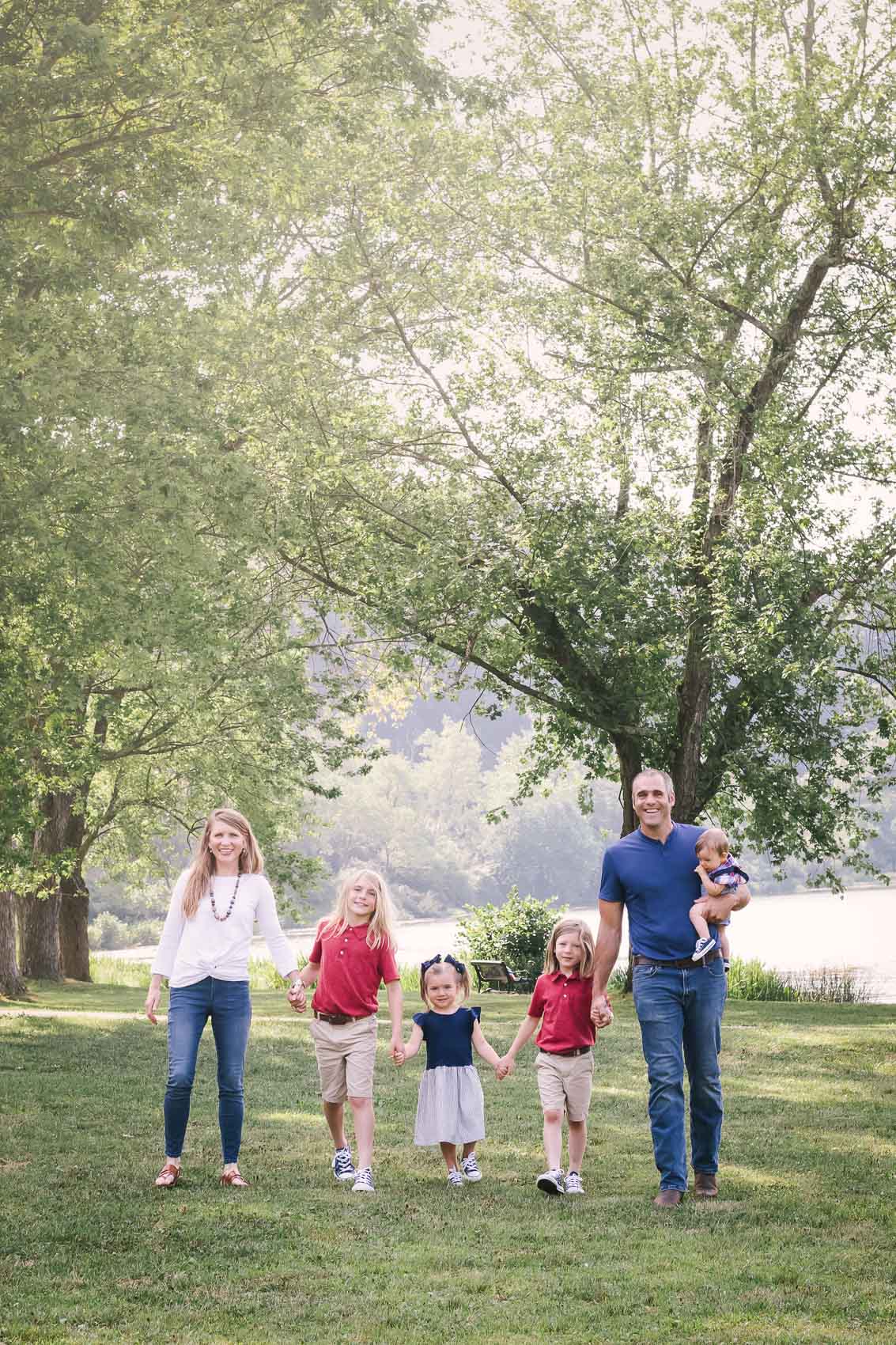 Pittsburgh Family Photos by photographer Allyn Lewis