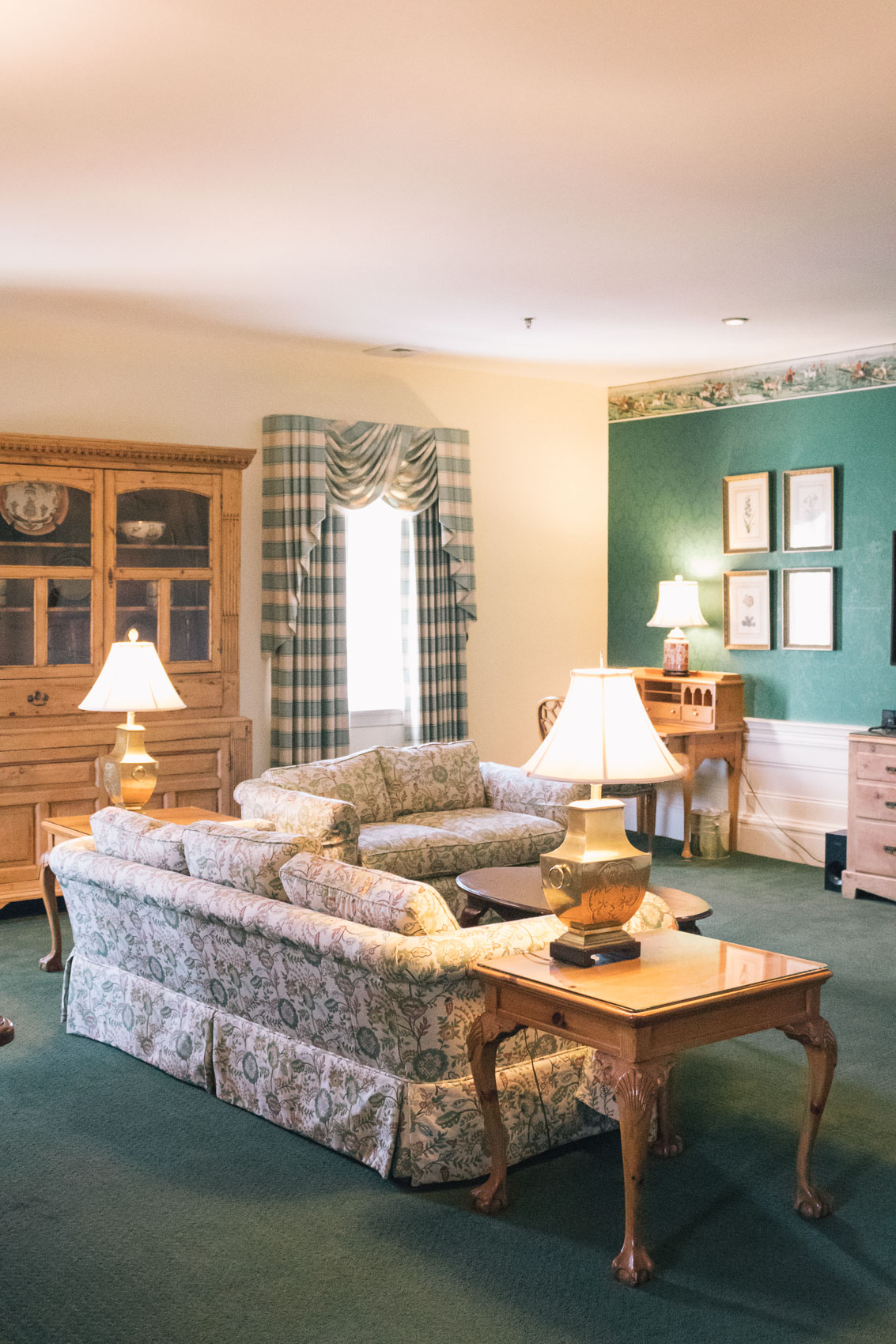 A serene alternative to oceanfront resorts in the area, The Founders Inn & Spa offers a homey, historic choice as one of the best hotels in Virginia Beach.