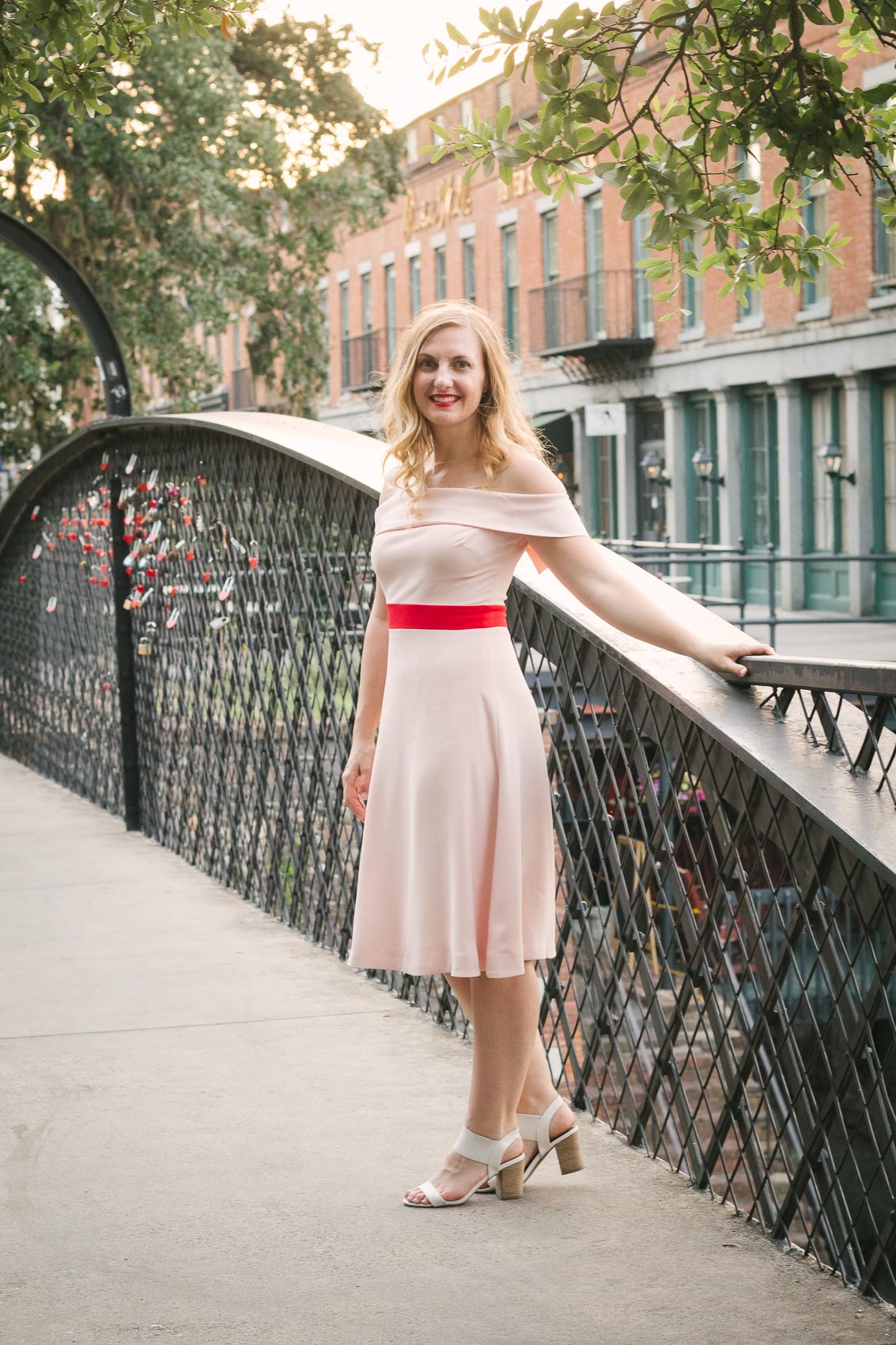 The charm of this Camilyn Beth off shoulder dress made it the perfect outfit as we explored things to do in Savannah, Georgia. 