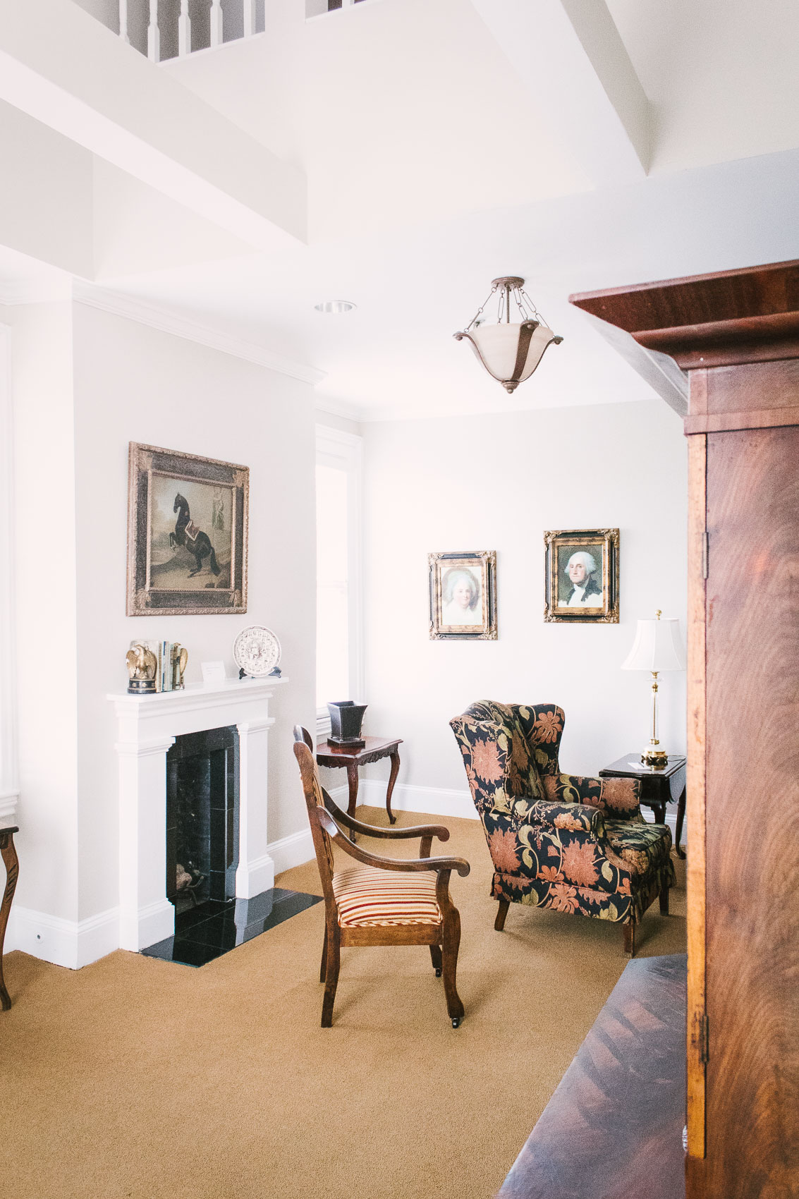 Southern hospitality and historic decor at Presidents' Quarters in Savannah, Georgia