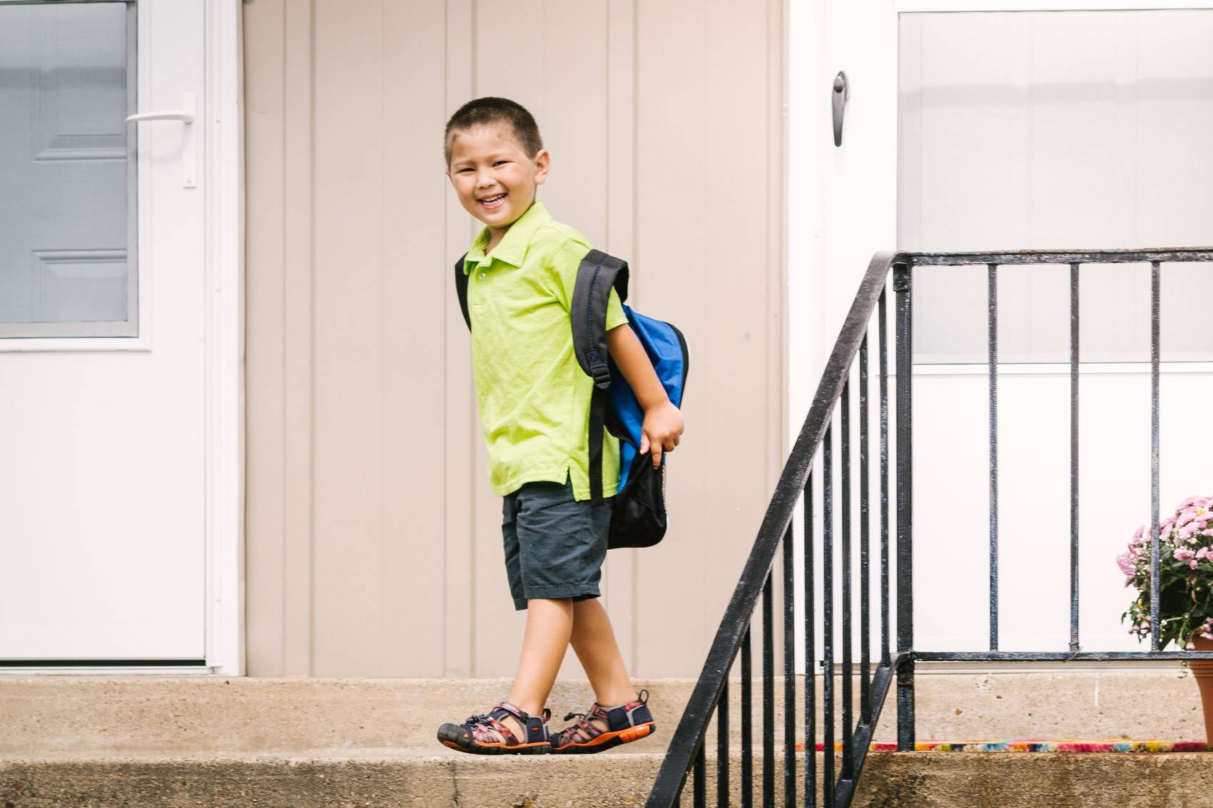 back to school kids photo shoot by Pittsburgh photographer, Allyn Lewis