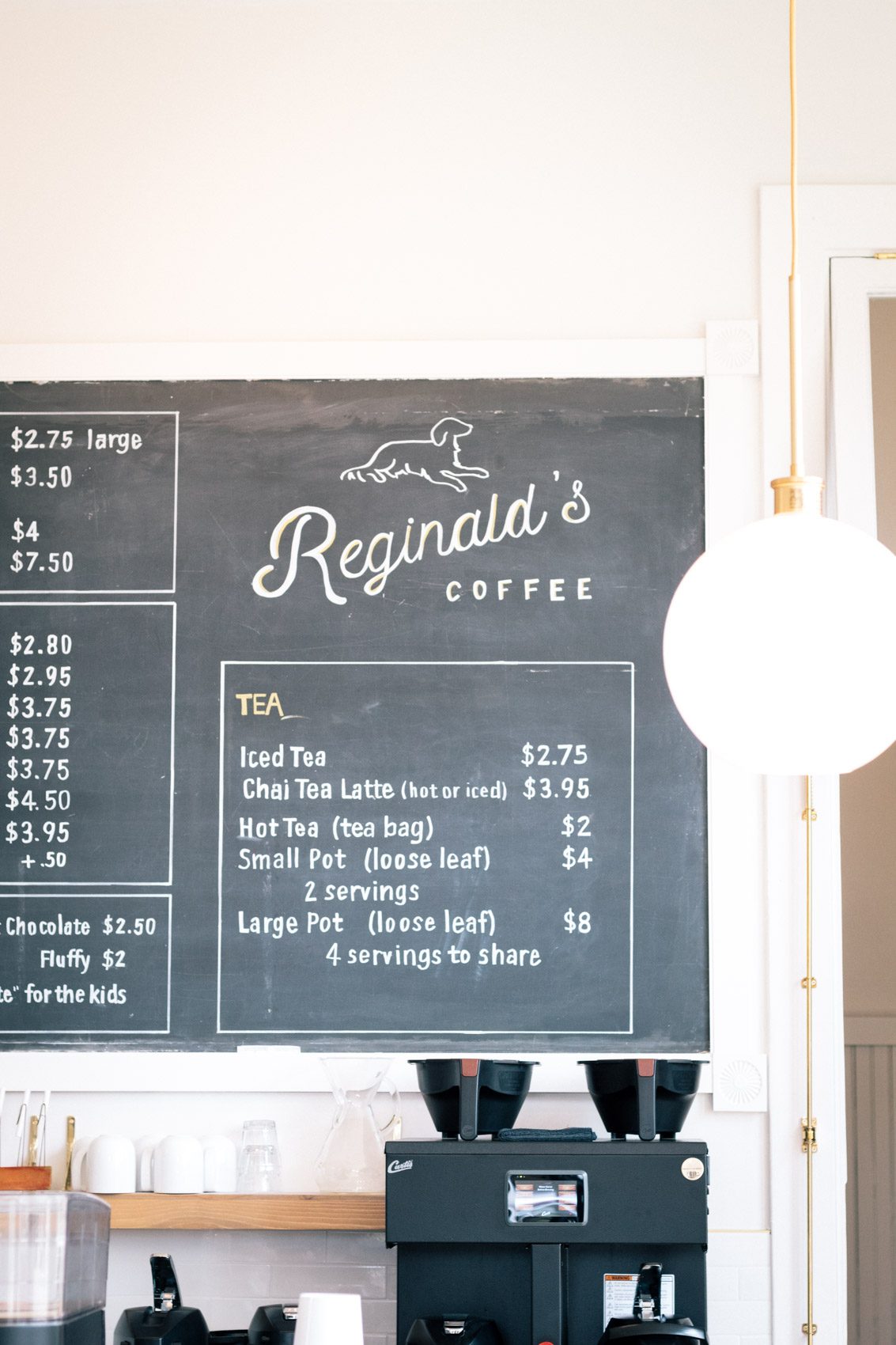 Cute + cozy coffee shop: Reginald's Coffee in Pittsburgh, PA