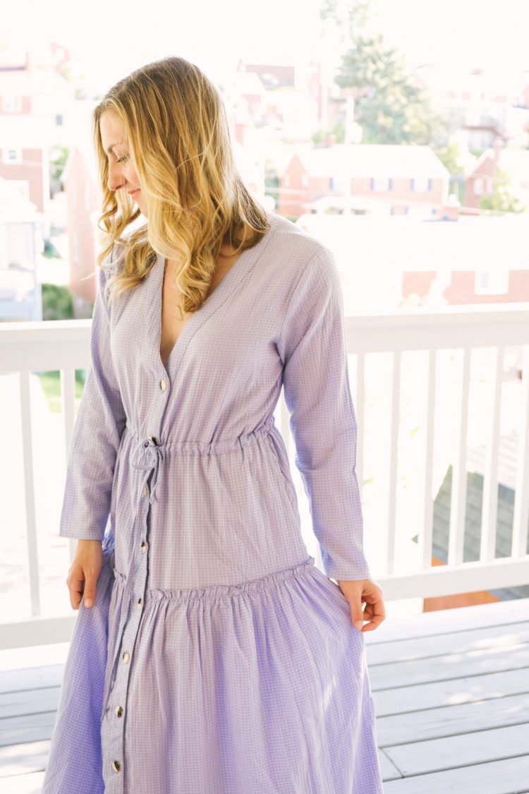 This women's seersucker dress outfit features a cotton blend purple seersucker maxi dress from ASOS for a classy but casual summer outfit.