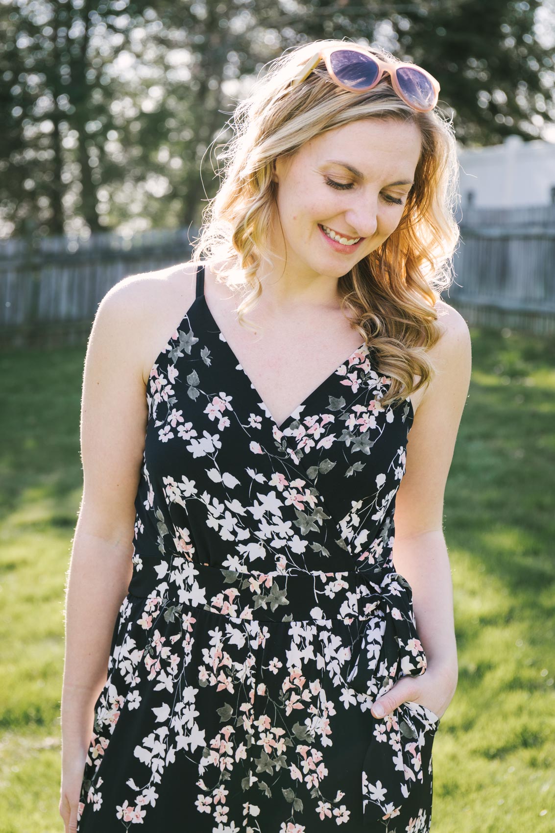 what to wear when working from home: a comfortable jumpsuit! | Stitch Fix jumpsuit, casual jumpsuit, knit jumpsuit, floral jumpsuit, work form home outfit 