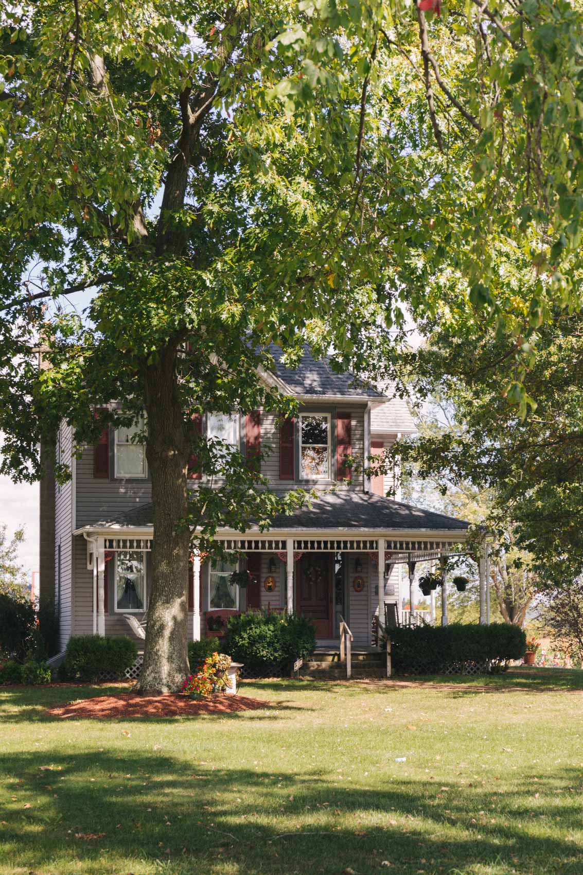 gorgeous farmhouse at Triple B Farms in Monongahela, PA 