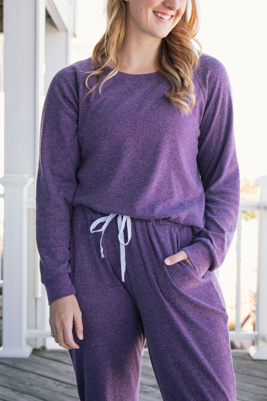 Loungewear to live in all day long 💫 @justtnic proving why we need the Accolade  Sweatpant in Purple Dusk.
