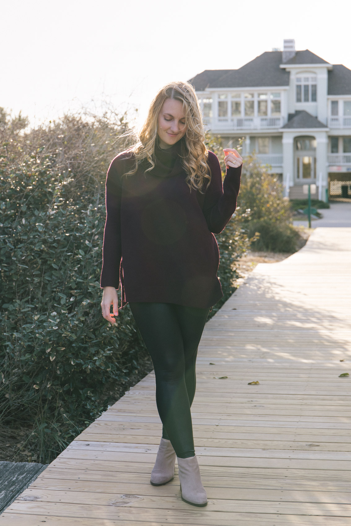 how to wear Spanx faux leather leggings